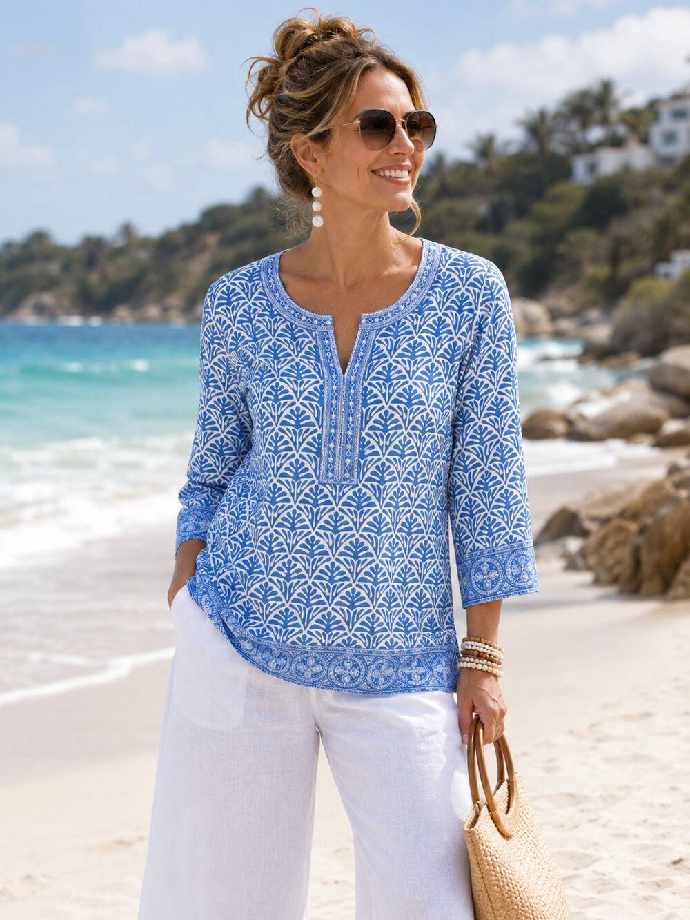 C. Wonder Blue White Embroidered Rayon Tunic Top 3/4 Sleeve Boho Size 16